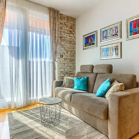 Apartment New Bila Jidra****