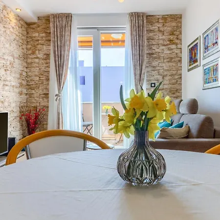 New Bila Jidra**** Split